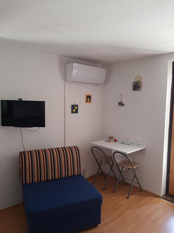 Apartments Maya Biograd Na Moru Ngoại thất bức ảnh